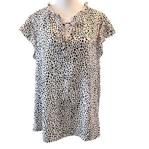 B size L women’s black and white print tunic blouse ruffle collar short sleeve